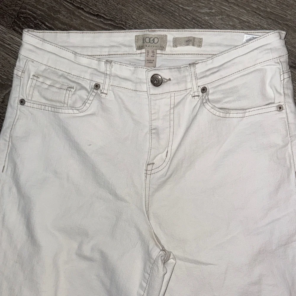 LOGO by Lori Goldstein Tapered Pants in Off-White